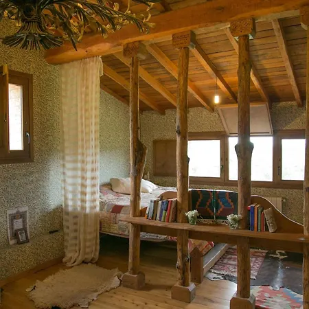Dağ evi Fantastic House In The Middle Of The Countryside Madrigal de la Vera