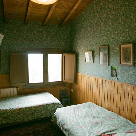 Fantastic House In The Middle Of The Countryside Dağ evi